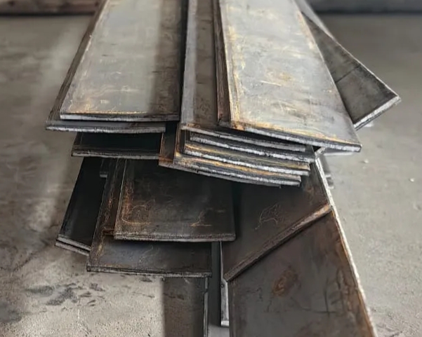 Полоса стальная для перил