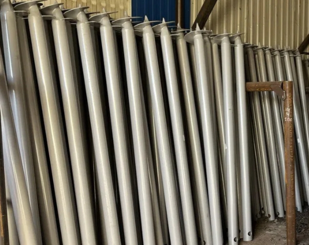 Винтовая свая для забора