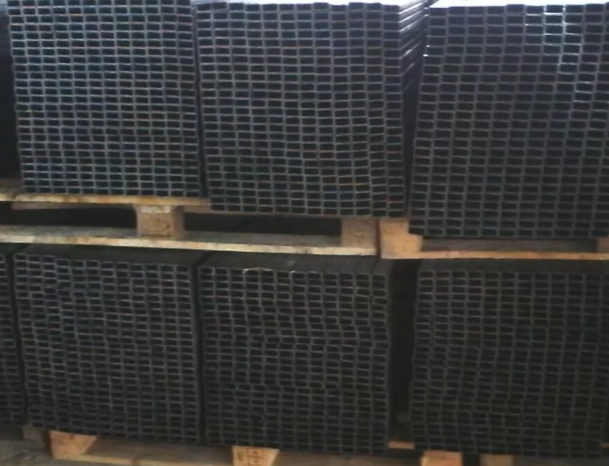 Труба прямоугольная 80х60 мм