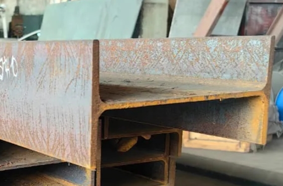 Швеллер стальной 5